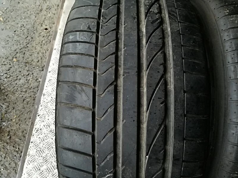 Гуми Летни 245/40R18, снимка 3 - Гуми и джанти - 23812495