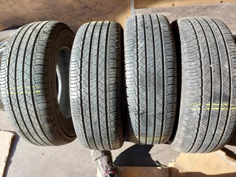 Гуми Летни 215/70R16, снимка 1 - Гуми и джанти - 35991860