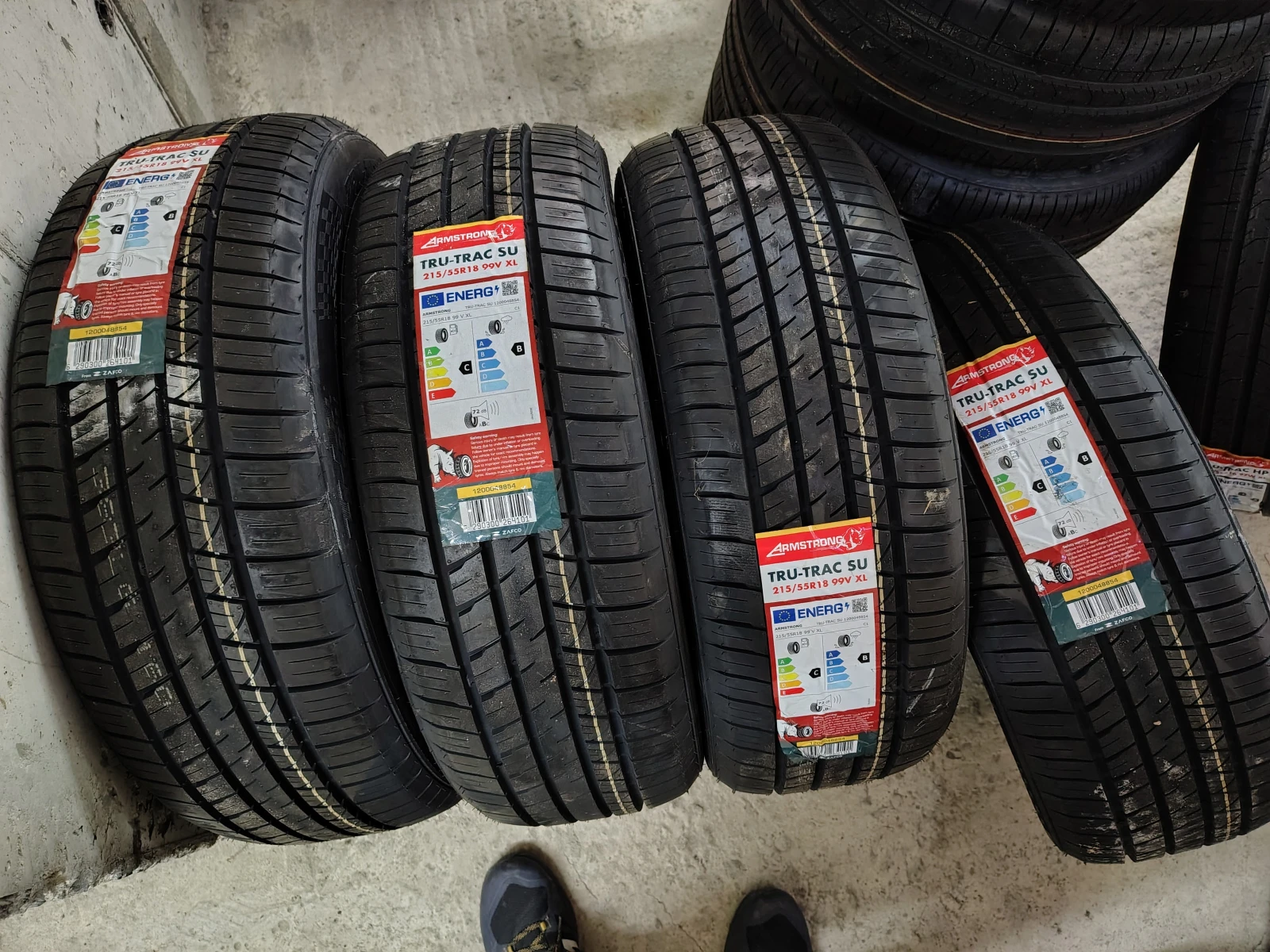  215/55R18 | Mobile.bg   1