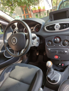 Renault Clio, снимка 4 - Автомобили и джипове - 45637468