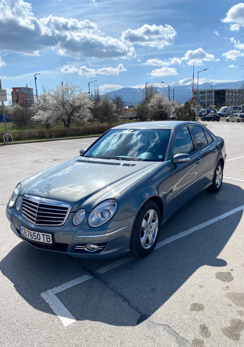 Mercedes-Benz E 270, снимка 3 - Автомобили и джипове - 46939336