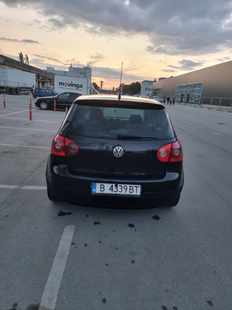 VW Golf, снимка 2 - Автомобили и джипове - 47318105