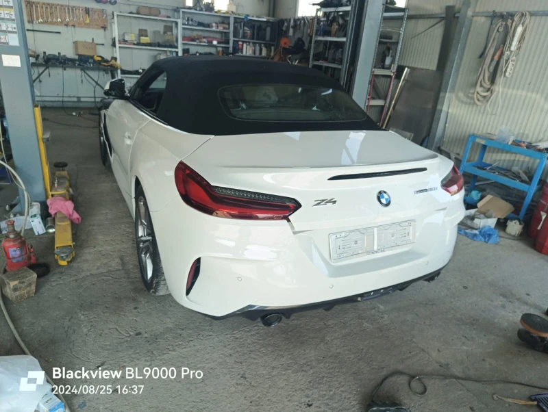 BMW Z4 2.0 i M pack, снимка 1 - Автомобили и джипове - 47506252