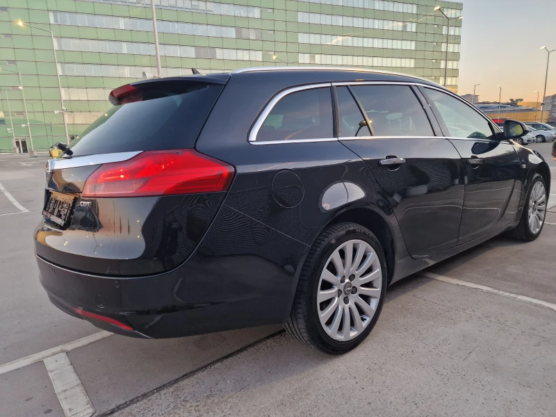 Opel Insignia 2.0 CDTI-COSMO-Sports Tourer-Automatic, снимка 5 - Автомобили и джипове - 48091103