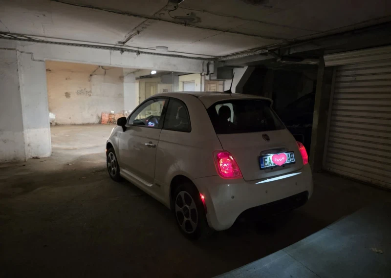 Fiat 500 E, снимка 12 - Автомобили и джипове - 51671670