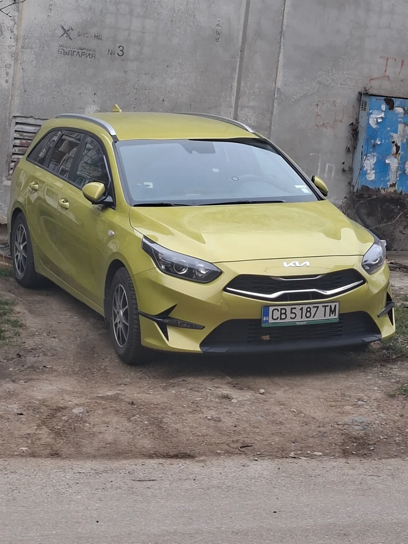 Kia Ceed 1.5, снимка 7 - Автомобили и джипове - 52369626
