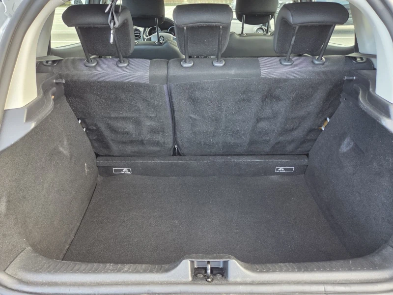 Renault Clio 1.5 dci EURO 6, снимка 11 - Автомобили и джипове - 52699749