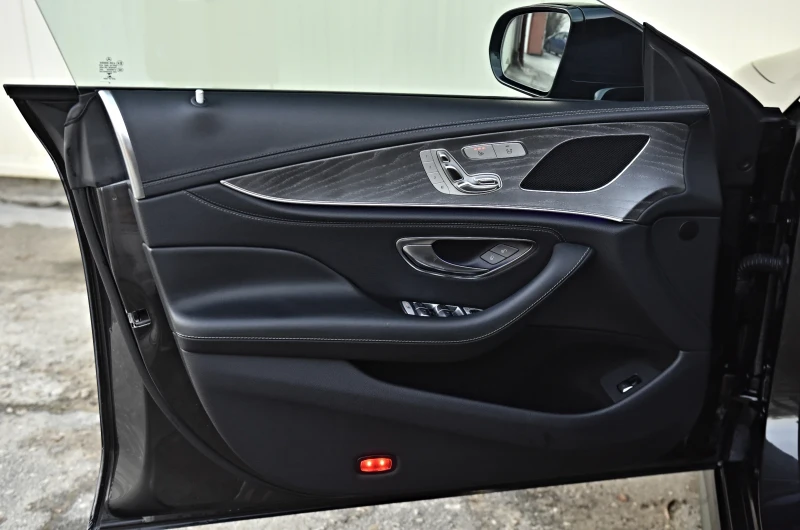 Mercedes-Benz CLS 53 AMG 4M+  9G  360 MULTIBEAM PANO BURMESTER CARBON, снимка 15 - Автомобили и джипове - 52726570