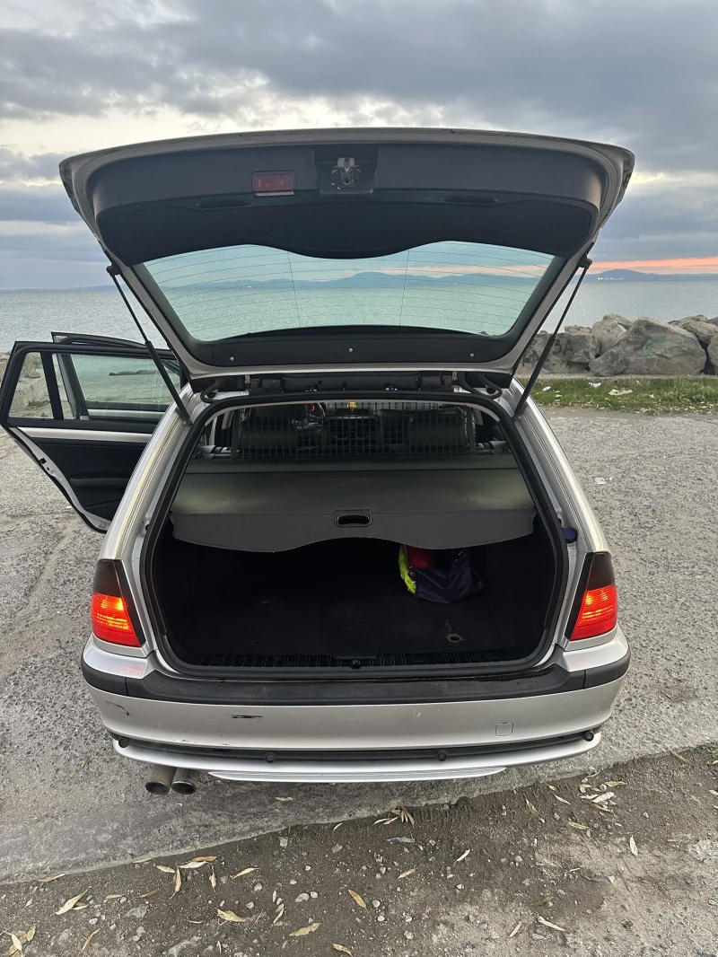 BMW 330 Xi, снимка 10 - Автомобили и джипове - 52927858