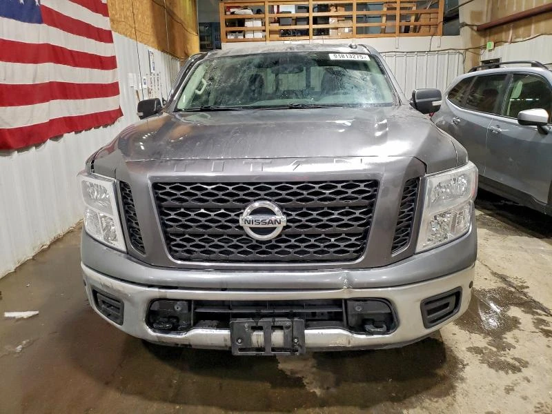 Nissan Teana 5.6L 8 4x4 w/Rear Wheel Drv, снимка 8 - Автомобили и джипове - 53110711