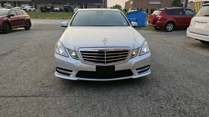 Mercedes-Benz E 55 БЕЗ ИНЦ * ОБДУХВАНЕ * ПАНОРАМА * РЕАЛНИ КМ, снимка 2 - Автомобили и джипове - 54998276