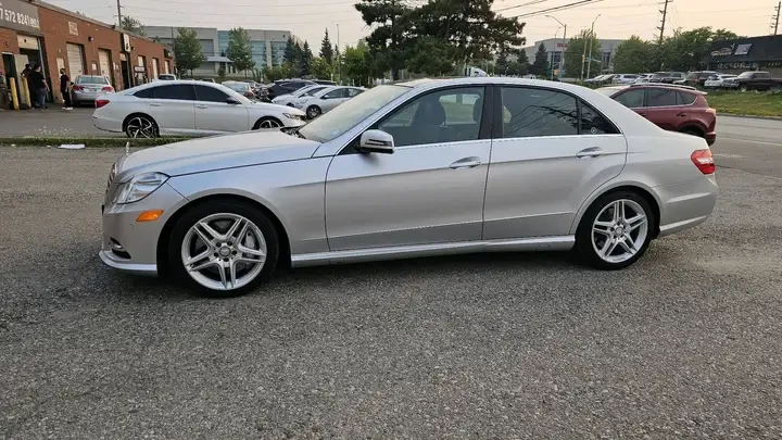 Mercedes-Benz E 55 БЕЗ ИНЦ * ОБДУХВАНЕ * ПАНОРАМА * РЕАЛНИ КМ, снимка 3 - Автомобили и джипове - 54998276