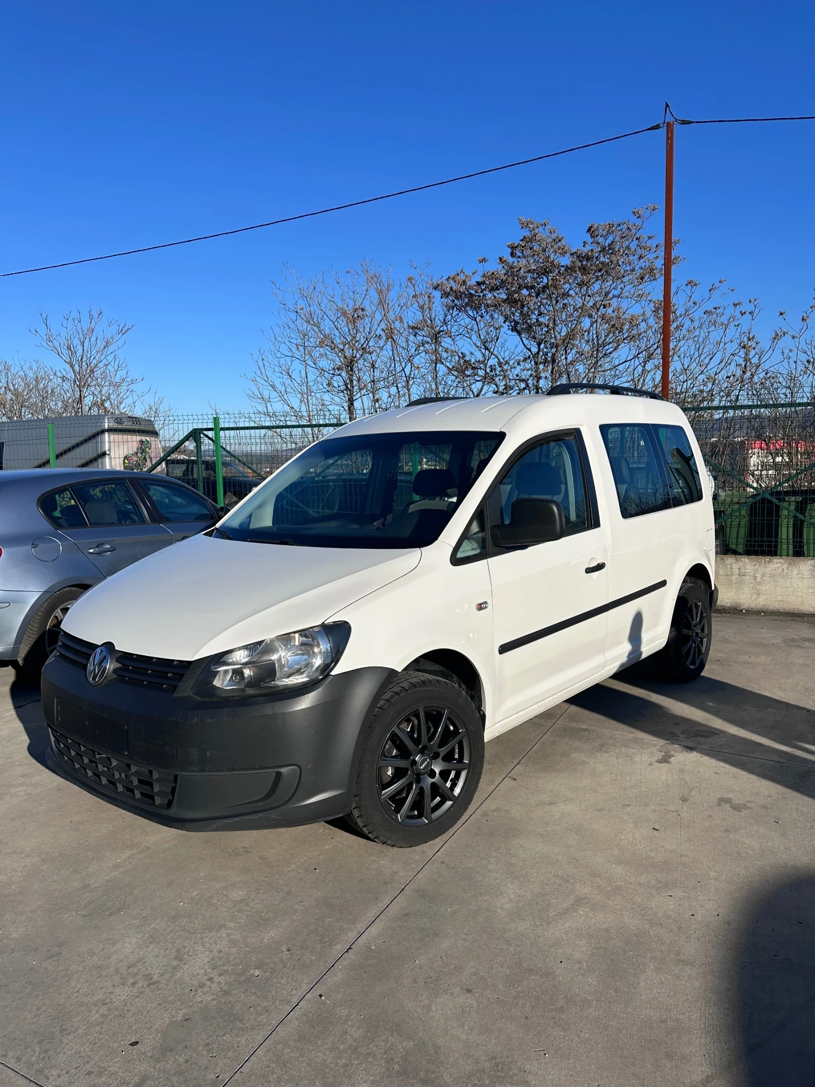 VW Caddy 1.6TDi, снимка 1