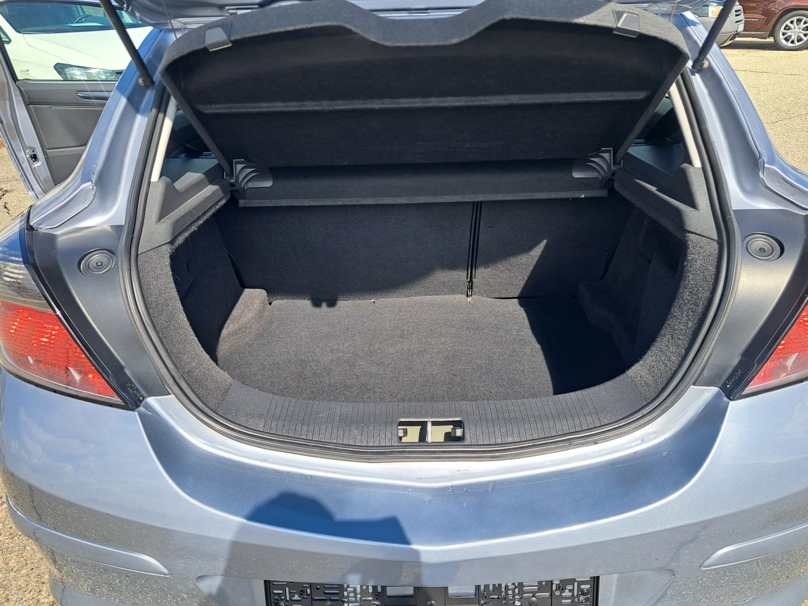Opel Astra 1, 9 cdti GTC | Mobile.bg — изображение 13