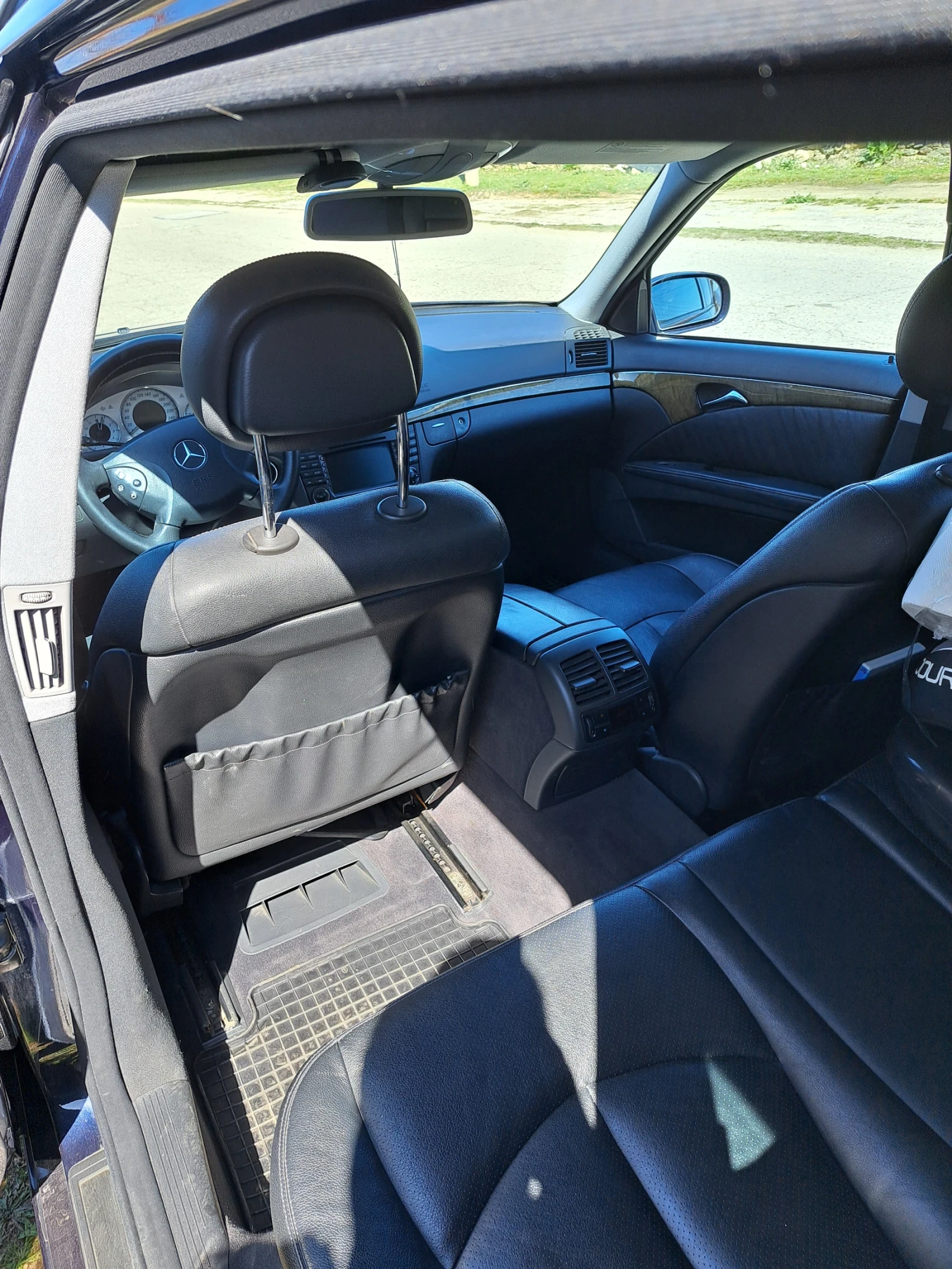 Mercedes-Benz E 320  - изображение 9