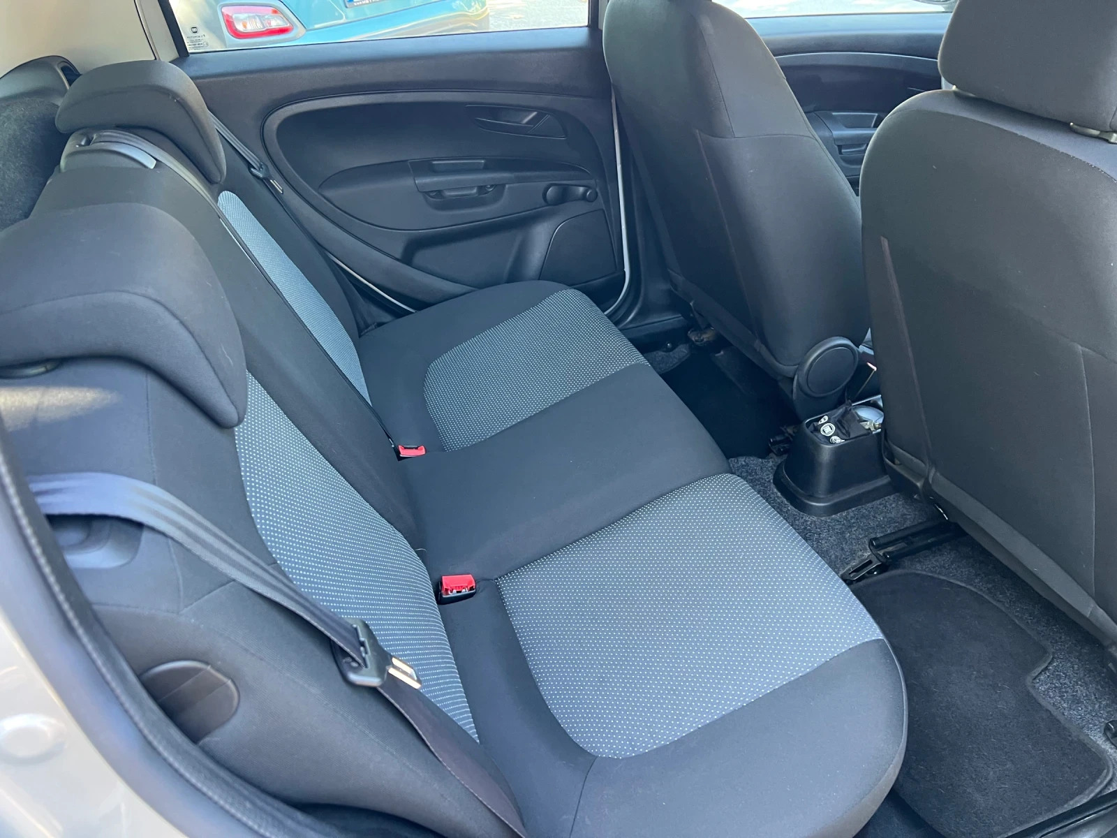 Fiat Punto 1, 4, АГУ - изображение 6