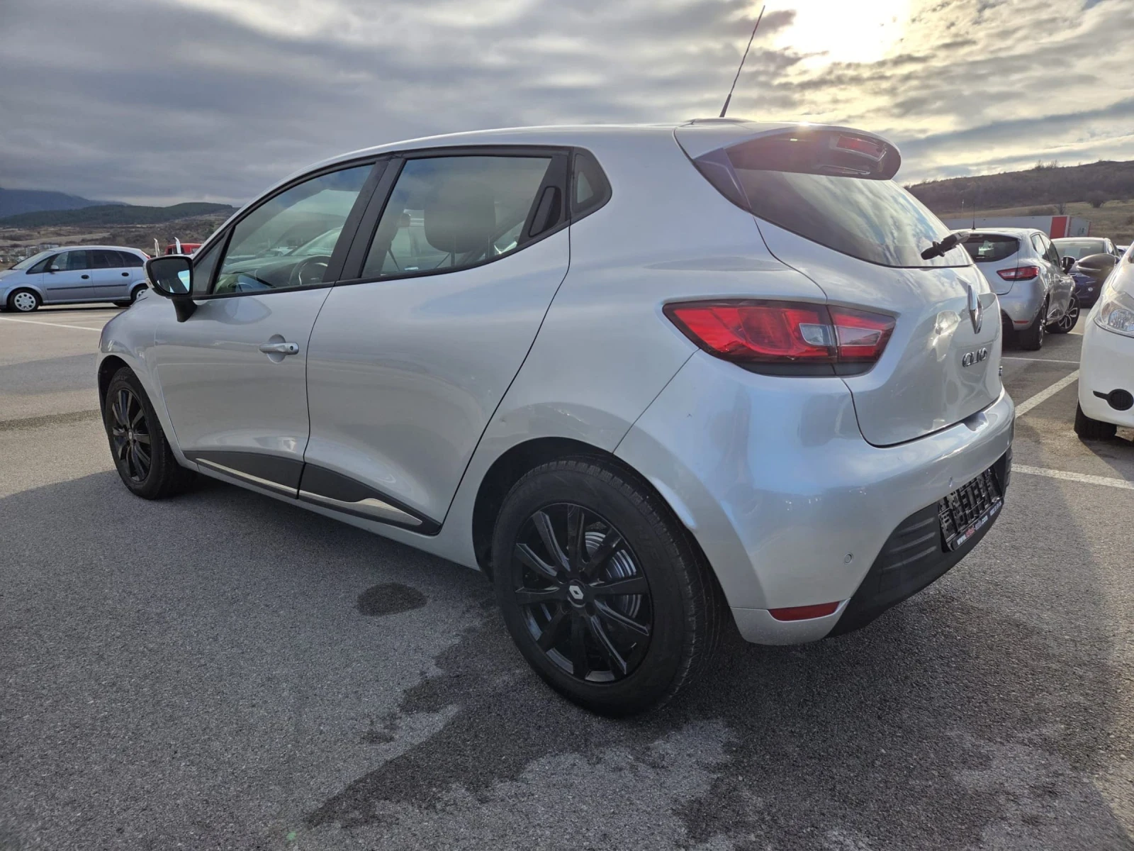 Renault Clio 1.5 dci EURO 6 - изображение 6