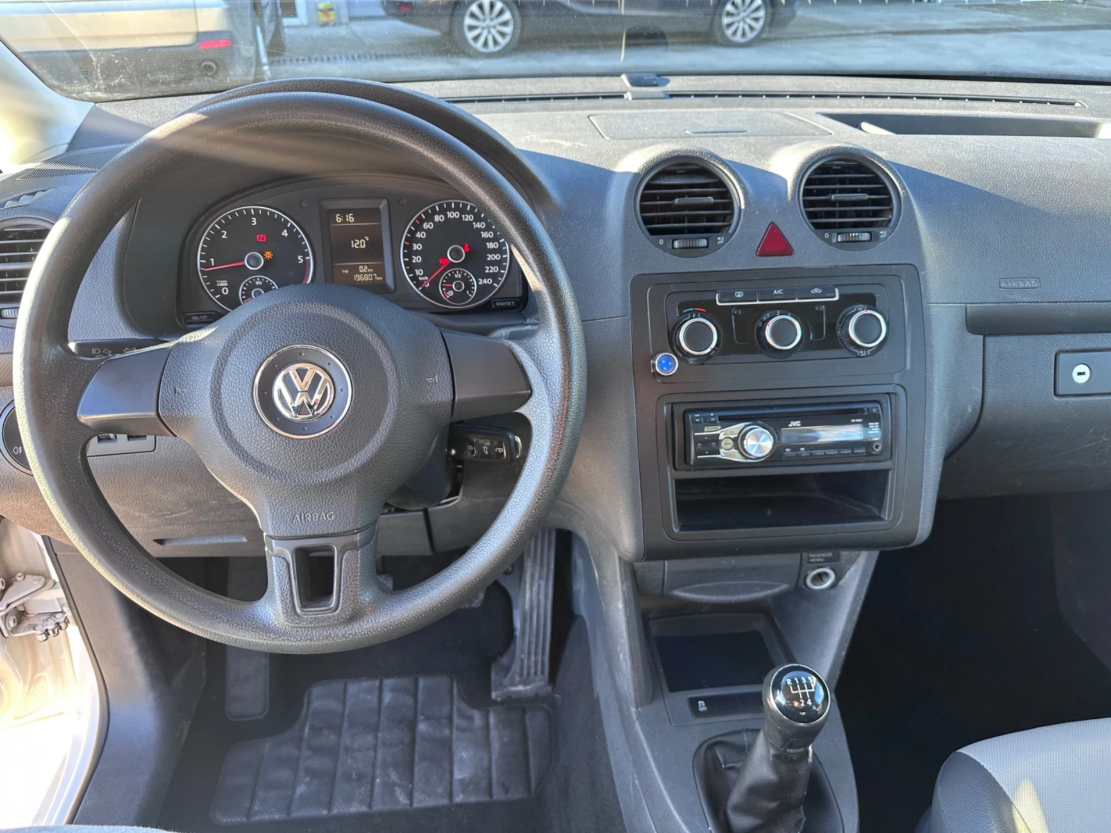 VW Caddy 1.6TDi | Mobile.bg � ����������� 13