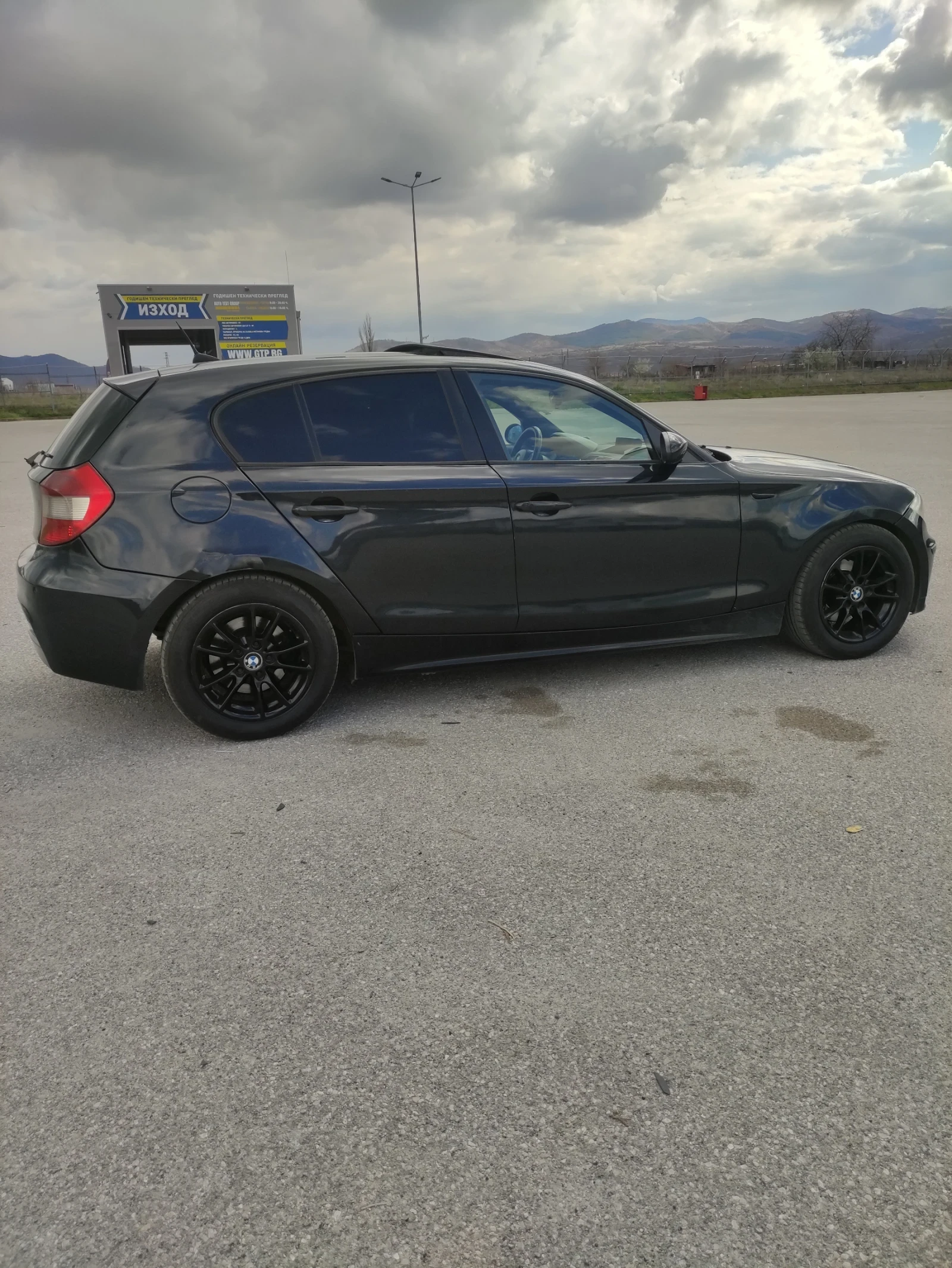 BMW 120 2.0d, снимка 5 - Автомобили и джипове - 53935567