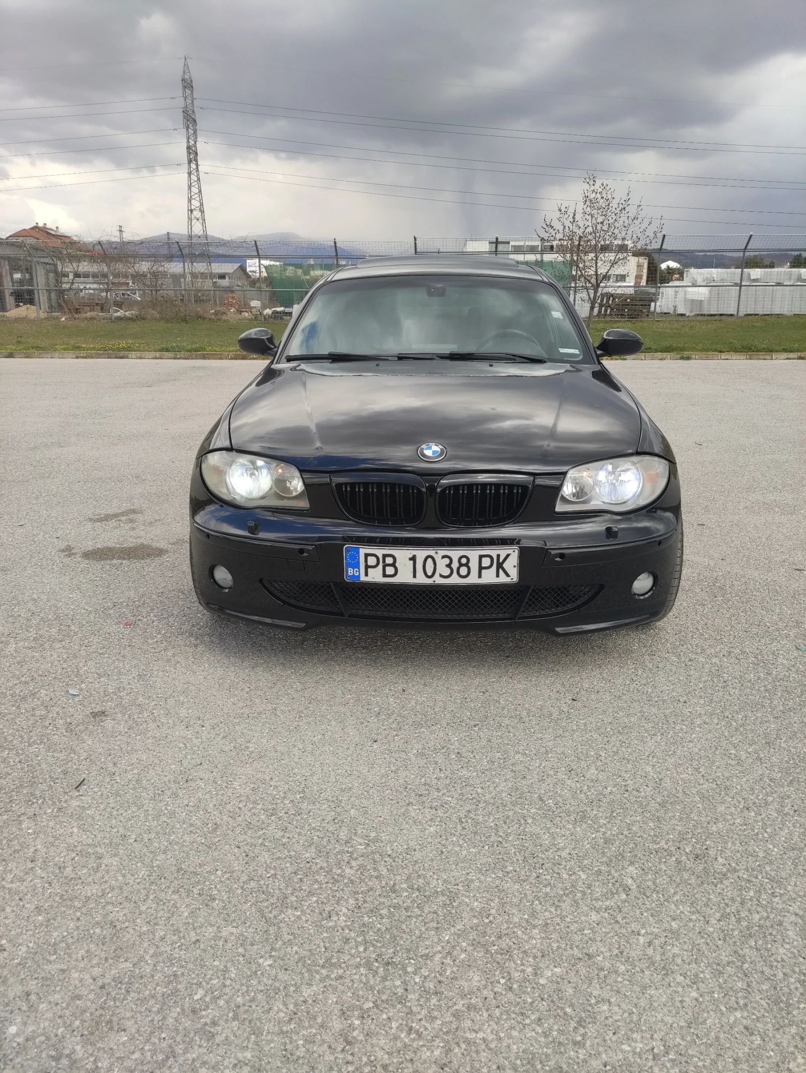 BMW 120 2.0d, снимка 4 - Автомобили и джипове - 53935567