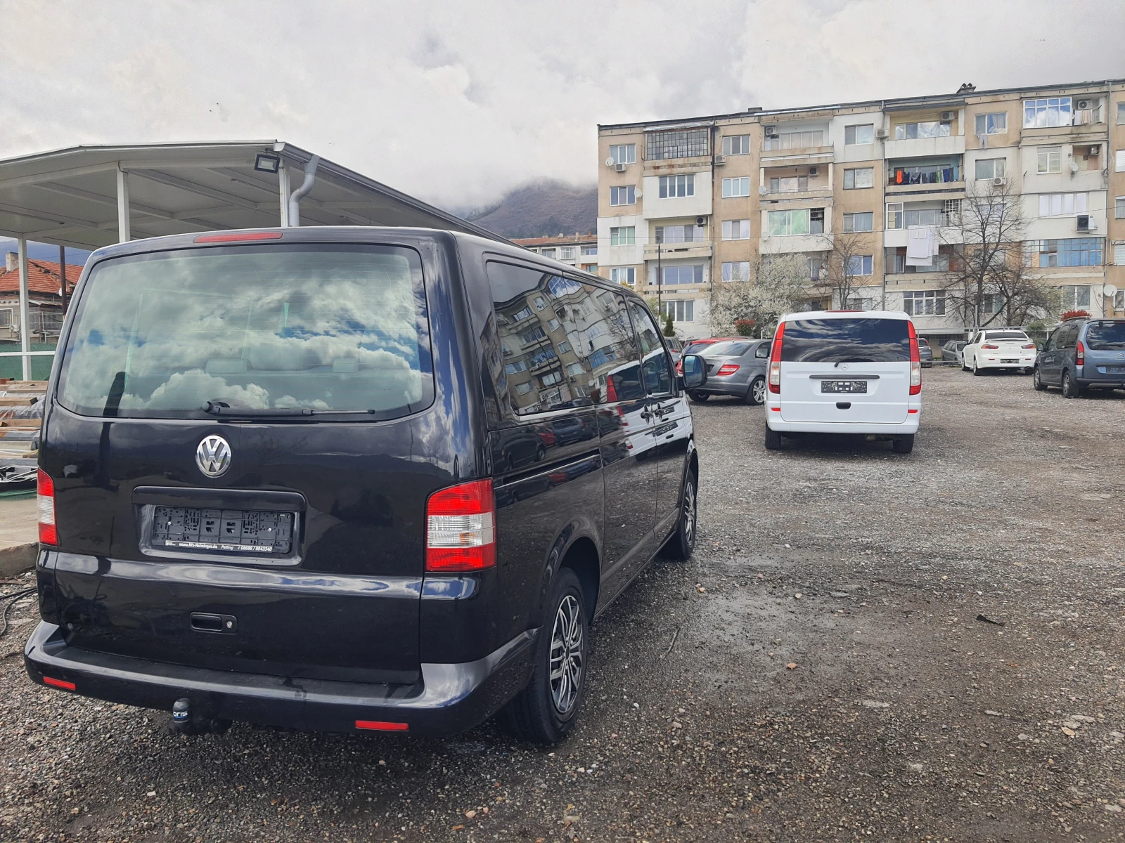 VW Multivan 1.9TDI-NAVI, снимка 5 - Автомобили и джипове - 54083051