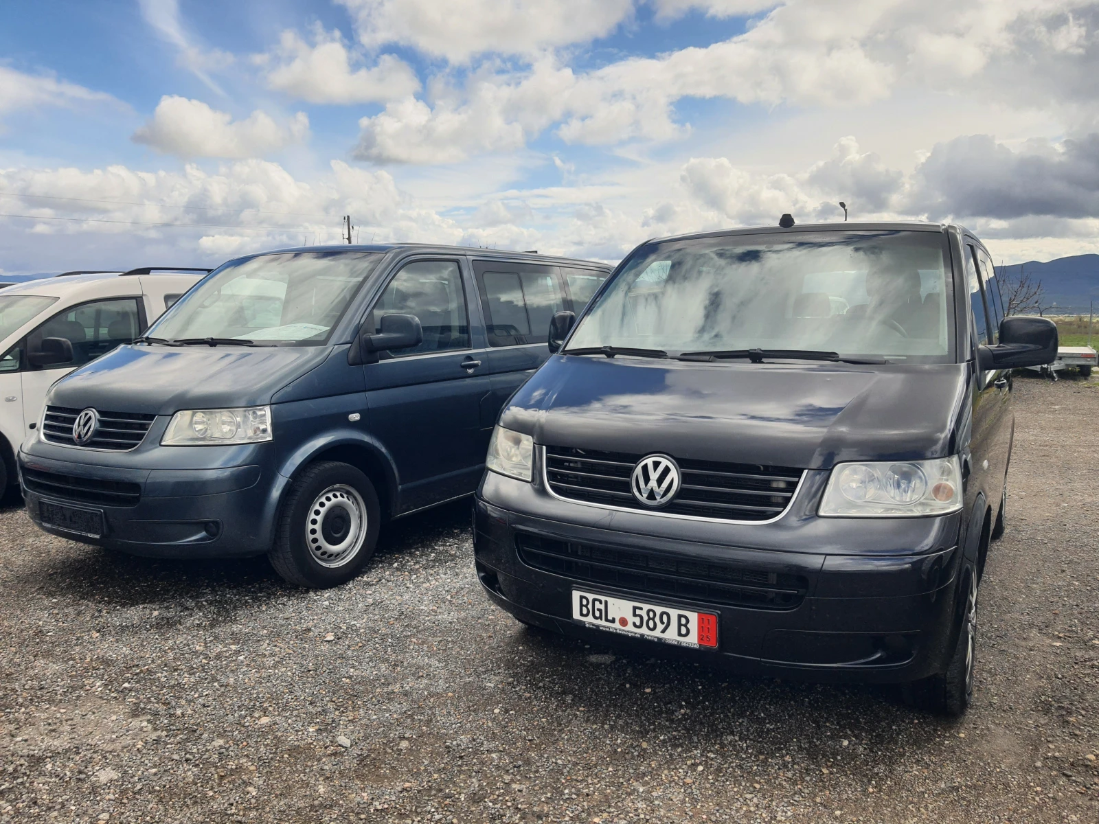 VW Multivan 1.9TDI-NAVI, снимка 3 - Автомобили и джипове - 54083051
