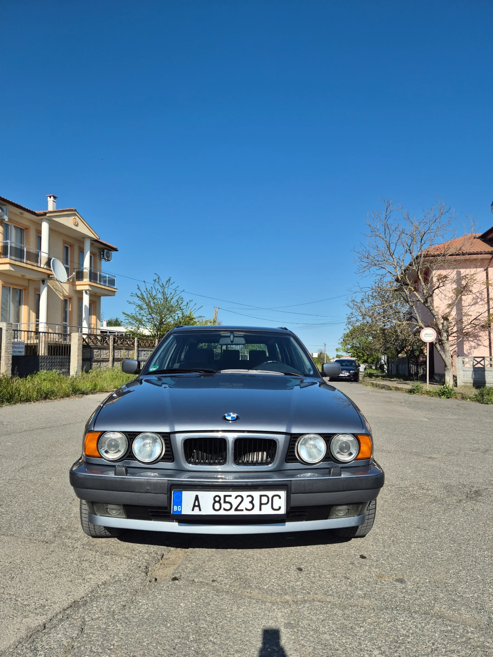 BMW 525 BMW 525 IX E34