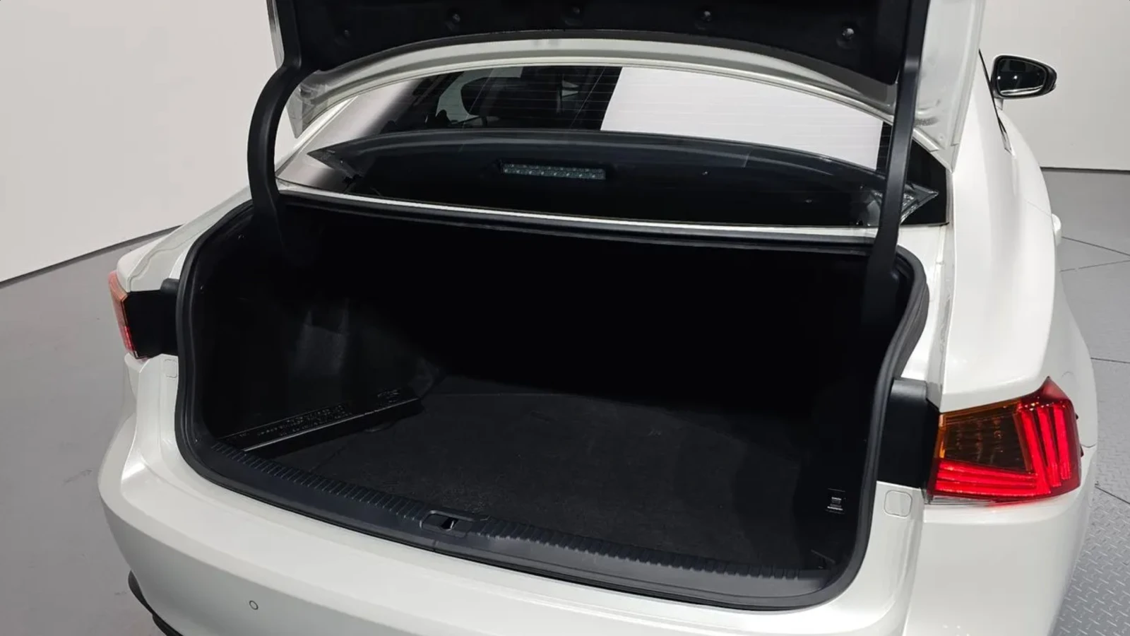 Lexus IS 300 | ПОДГРЕВ | ОБДУХВАНЕ | ПАНОРАМА, снимка 16 - Автомобили и джипове - 54621124
