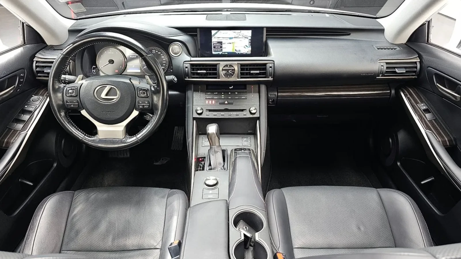 Lexus IS 300 | ПОДГРЕВ | ОБДУХВАНЕ | ПАНОРАМА, снимка 9 - Автомобили и джипове - 54621124