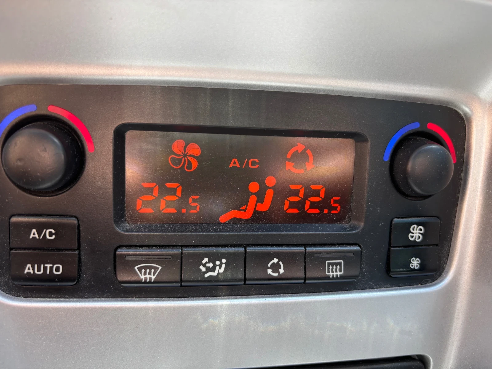 Peugeot 307, снимка 17 - Автомобили и джипове - 54939085