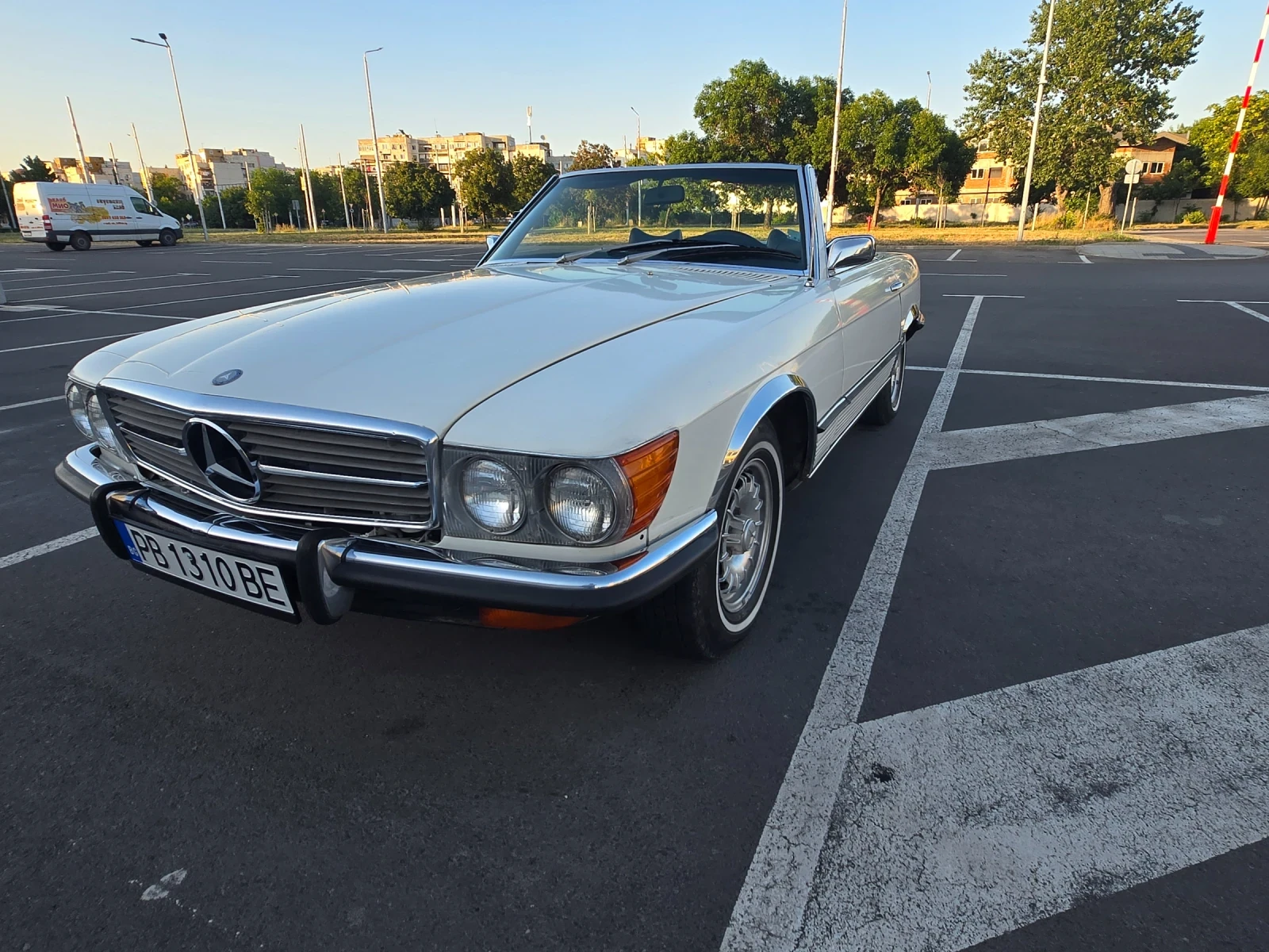 Mercedes-Benz SL R 107 4.5