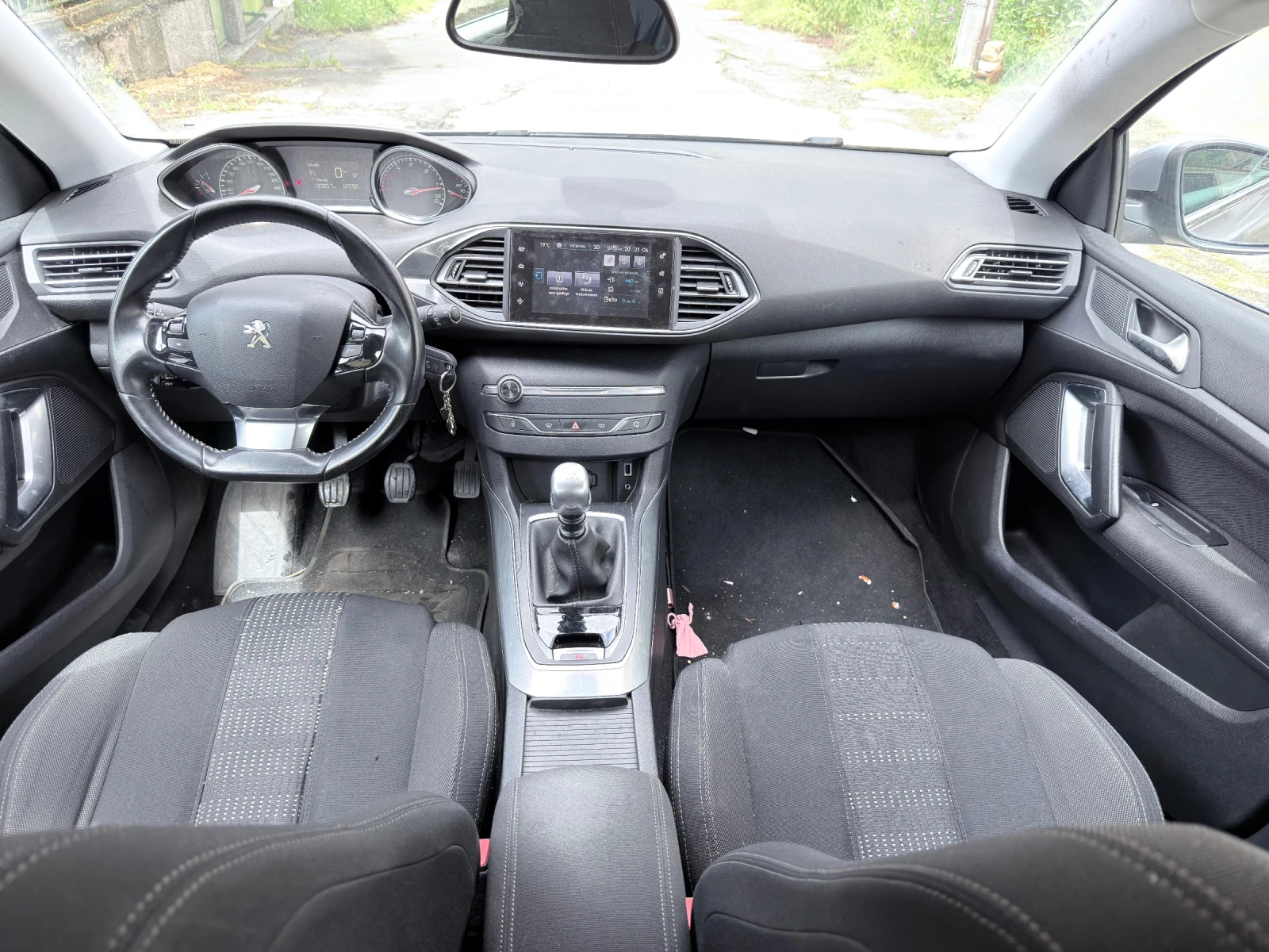 Peugeot 308 1.6BlueHDI / Euro6 / ЛИЗИНГ, снимка 9 - Автомобили и джипове - 55113610