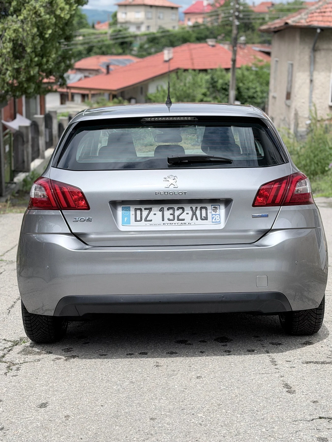Peugeot 308 1.6BlueHDI / Euro6 / ЛИЗИНГ, снимка 6 - Автомобили и джипове - 55113610