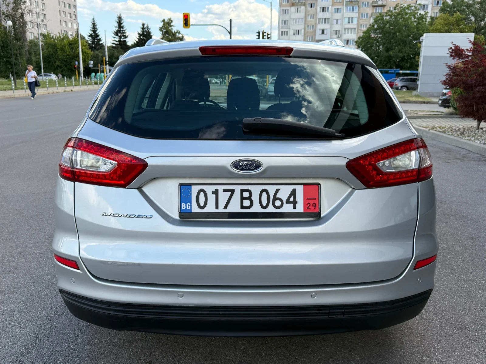 Ford Mondeo * 2.0TDCI* АВТОМАТИК* ПОДГРЕВ* НАВИ* ЛИЗИНГ* , снимка 6 - Автомобили и джипове - 55291348