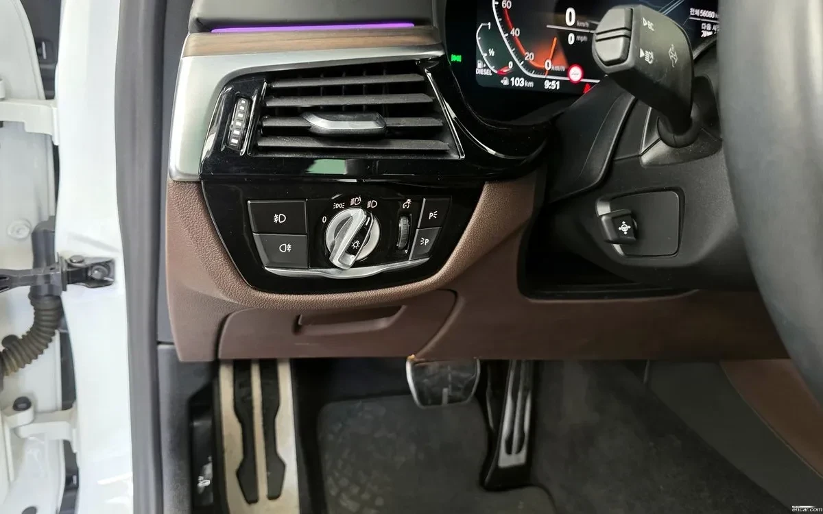 BMW 520 d SOFT / KEYLESS / MEMORY / PODGREV | Mobile.bg � ����������� 9