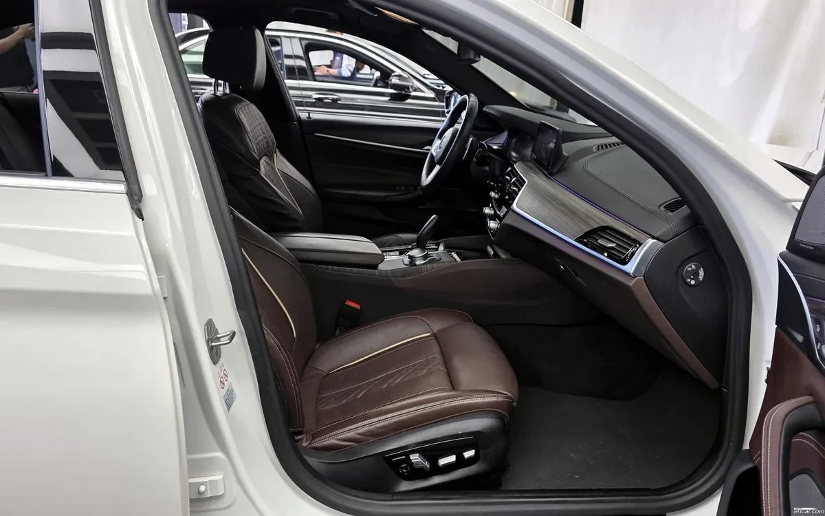 BMW 520 d SOFT / KEYLESS / MEMORY / PODGREV | Mobile.bg � ����������� 13