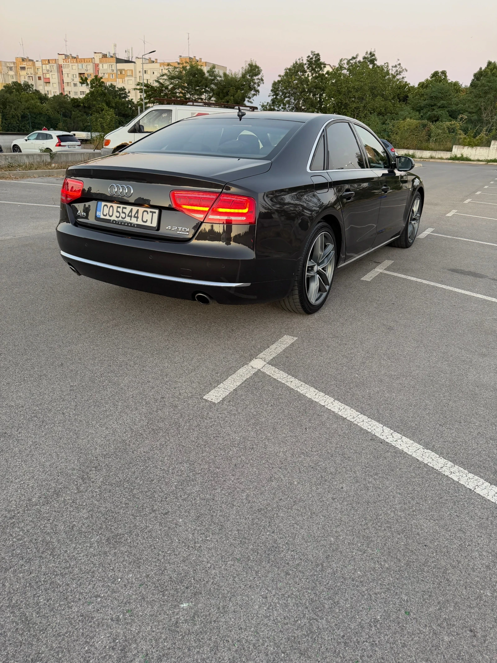 Audi A8 4.2, снимка 3 - Автомобили и джипове - 55514887