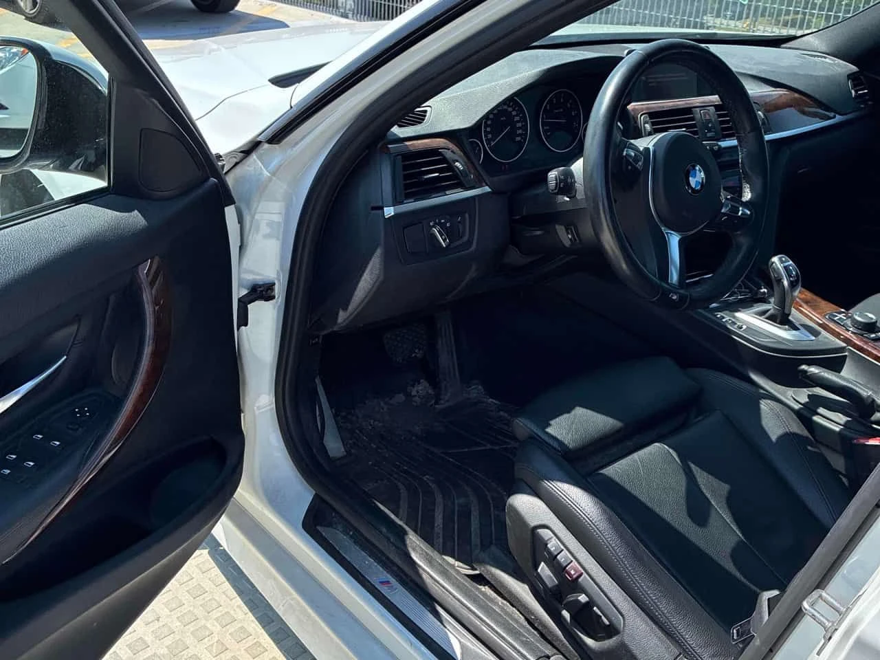 BMW 335 * 335i xDrive * CARFAX * ЦЕНА ДО БГ, снимка 6 - Автомобили и джипове - 55550626