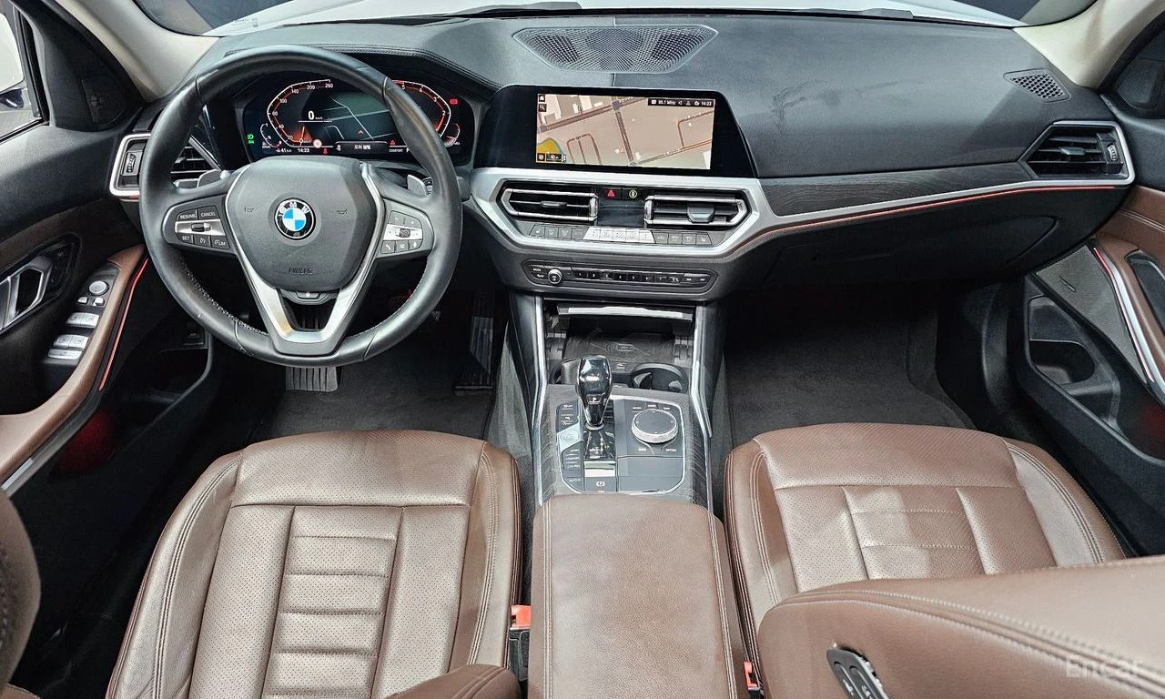 BMW 320 d M SPORT* ХЕДЪП* 360* HARMAN KARDON* ОБДУХВАНЕ* , снимка 8 - Автомобили и джипове - 55708070