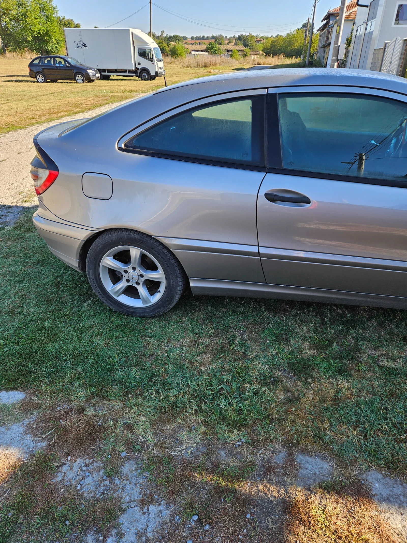 Mercedes-Benz C 200, снимка 2 - Автомобили и джипове - 55851557