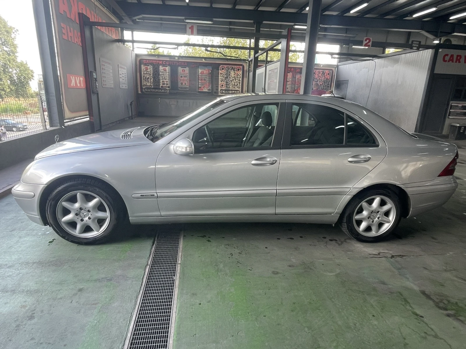 Mercedes-Benz C 200 W203, снимка 2 - Автомобили и джипове - 56069124