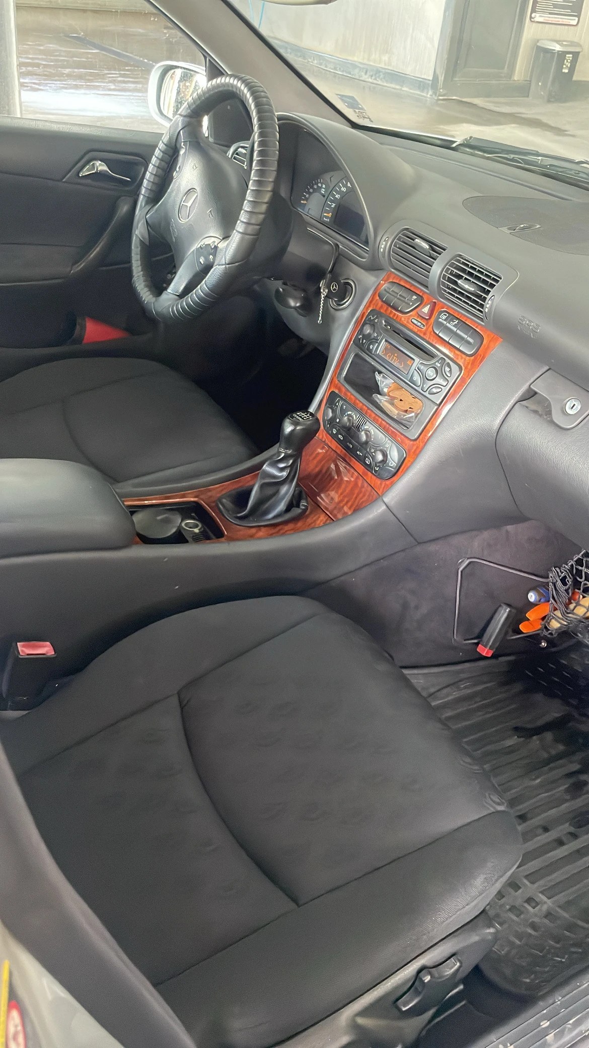 Mercedes-Benz C 200 W203, снимка 5 - Автомобили и джипове - 56069124