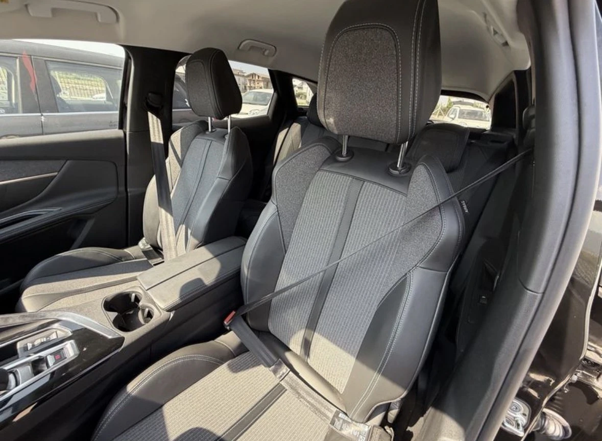 Peugeot 3008 1.6Plug-in Hybrid , снимка 15 - Автомобили и джипове - 56074585