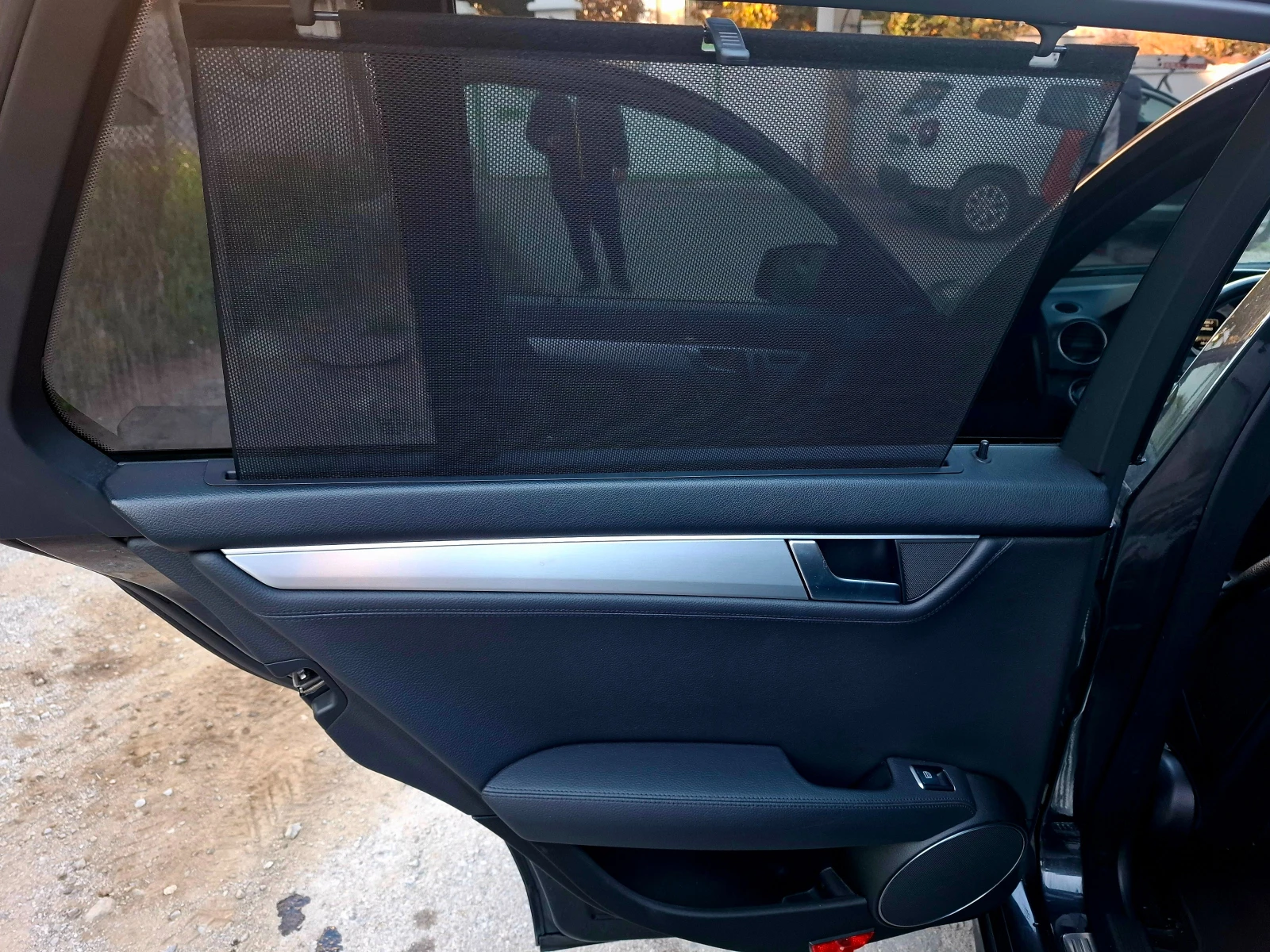 Mercedes-Benz C 300 ВСИЧКИ ЕКСТРИ + AMG, снимка 14 - Автомобили и джипове - 56088438