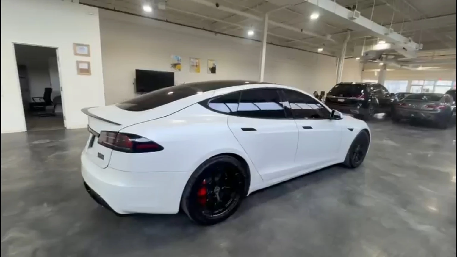 Tesla Model S PLAID 1020HP AWD, снимка 6 - Автомобили и джипове - 56498669