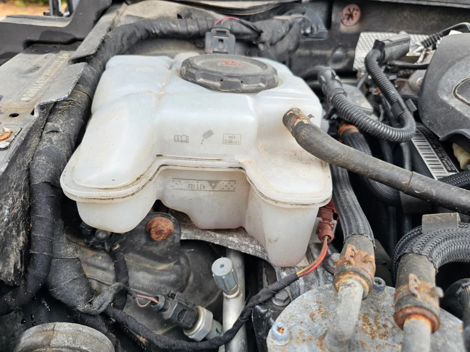 VW Arteon Elegance 4Motion, снимка 16 - Автомобили и джипове - 56745297