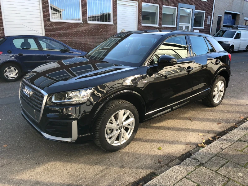 Audi Q2, снимка 1 - Автомобили и джипове - 48646859