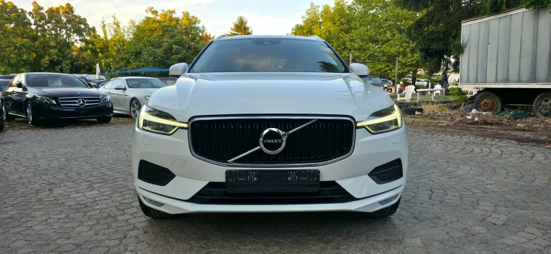Volvo XC60 2.0d* D5* AWD* AVTOMAT* KEYLESS* DIGITAL COCKPIT* , снимка 2 - Автомобили и джипове - 51515793