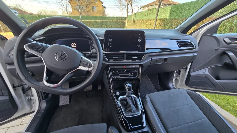 VW T-Roc Style 1.5 TSI OPF DSG, снимка 12 - Автомобили и джипове - 52913889