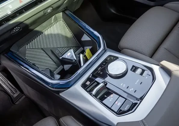 BMW X3 30e xDrive = M-Sport = Premium Гаранция, снимка 9 - Автомобили и джипове - 53874618